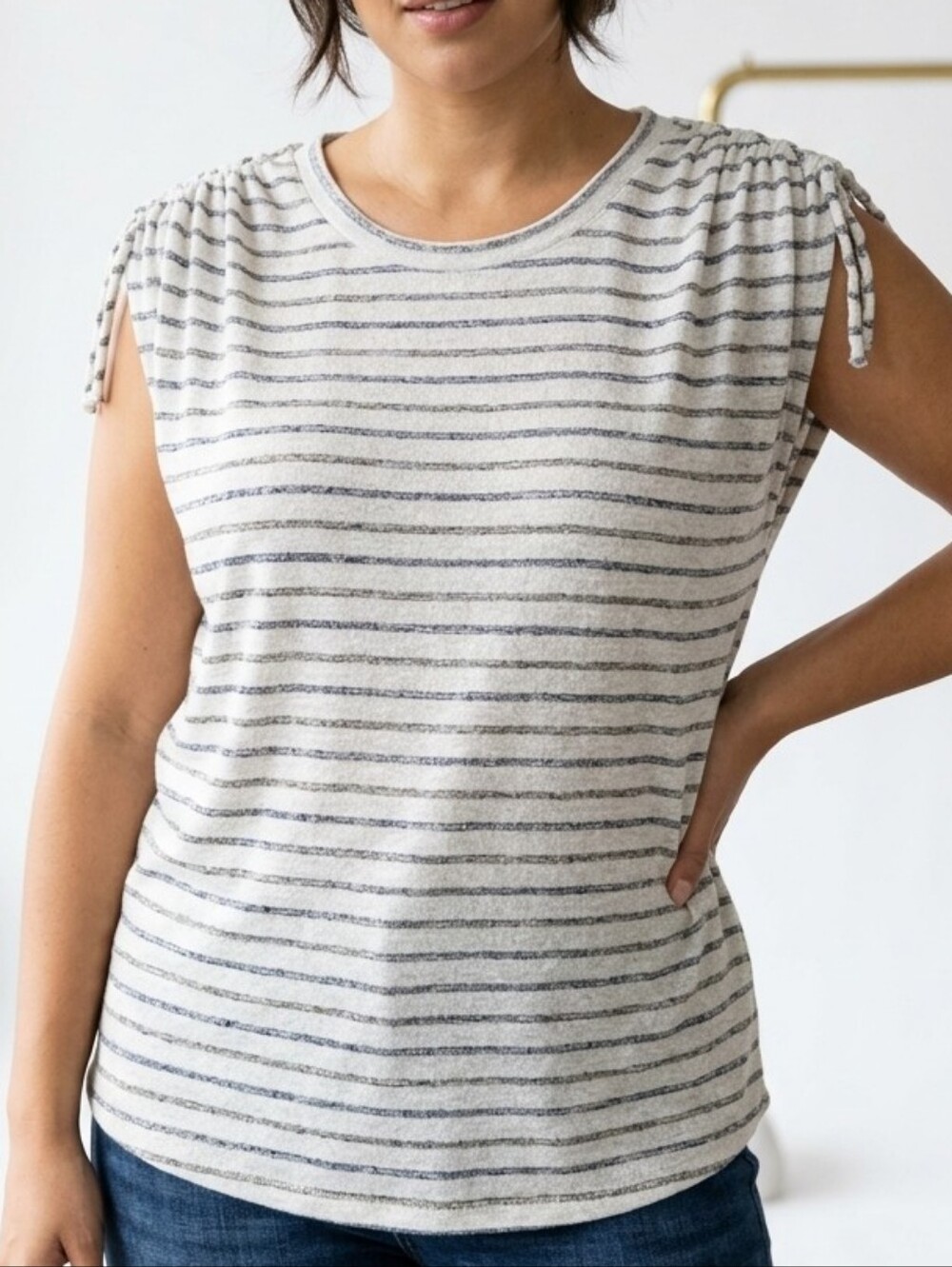 Bobeau Knit Sleeveless Shoulder Tie Blouse White/Grey Striped Size XL
